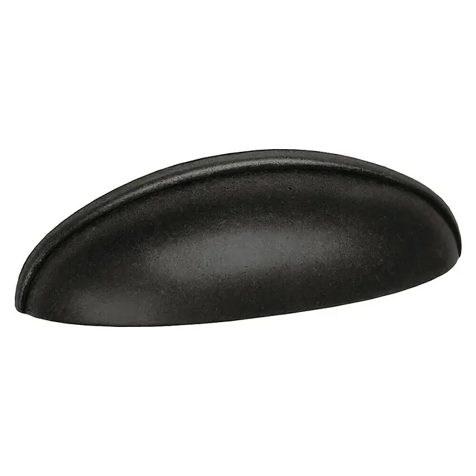 Nesu Tirador para muebles 177NE - L x An x Al: 8,2 x 2,4 x 1,8 cm, Acero, Negro - Primer plano de un tirador de cajón negro estilo concha. Un detalle elegante para los muebles, que combina funcionalidad y estilo.