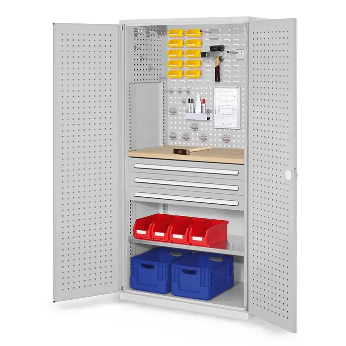 Kappes Metall-Mehrzweckschrank ®RasterPlan Schubladenschränke 1950x1000x600mm Lochplattentüren Modell 1 - 60 cm x 1.000 cm x 1,95 m, Lichtgrau - Offener grauer Metall-Werkstattschrank mit Lochtüren, Arbeitsplatte, Schubladen, diversen Behältern und Werkzeughaltern zur ordentlichen Aufbewahrung.