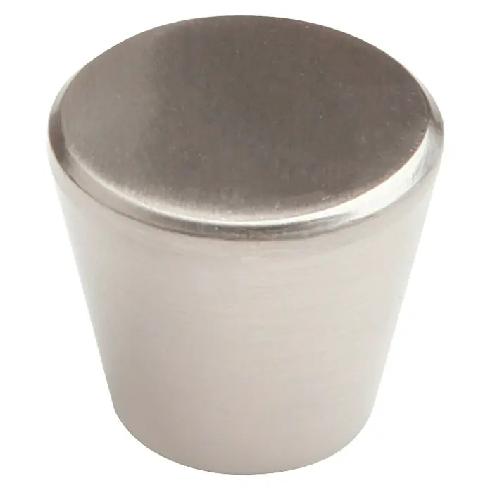 Nesu Pomo para muebles 34725 - Ø x Al: 25 x 25 mm, Acero - Primer plano de un único tirador de armario de níquel satinado con forma cilíndrica y parte superior redondeada.