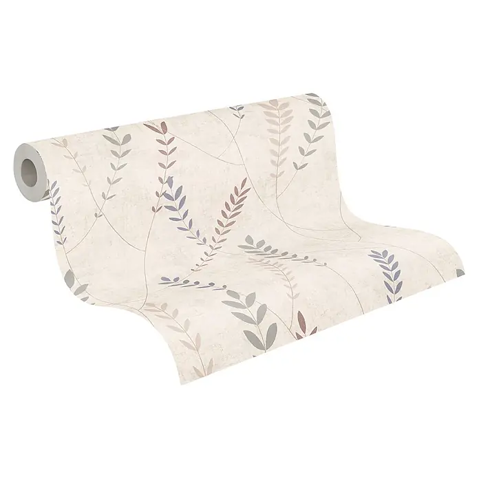 A.S. Création Nordic Feeling Vliestapete Skandi - Beige-Blau, Floral, 10,05 x 0,53 m - Teilweise abgerollte Tapetenrolle mit hellem beigem Hintergrund und zartem Blattmuster in gedämpften Blau-, Rot- und Grautönen.