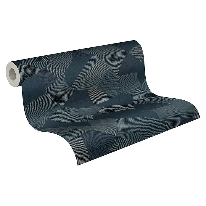 A.S. Création Cuba 2 Vliestapete Grafik - Blau-Beige, Grafisch, 10,05 x 0,53 m - Dunkelblaue Tapetenrolle mit modernem geometrischem Muster aus dünnen weißen Linien, teilweise abgerollt.