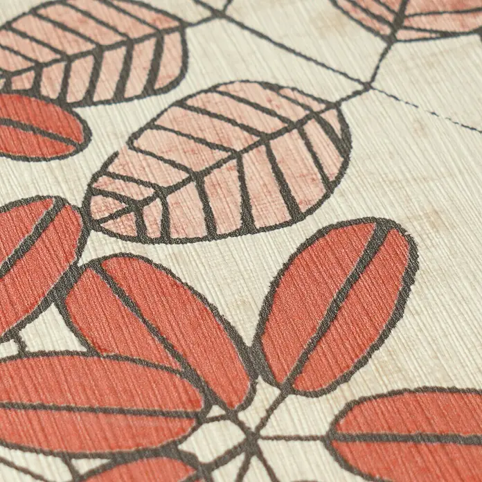 A.S. Création Nordic Feeling Vliestapete Blätter II - Grün-Rot, Uni, 10,05 x 0,53 m - Nahaufnahme einer texturierten Oberfläche mit rot-orangen und hellrosa stilisierten Blättern, schwarz umrandet.