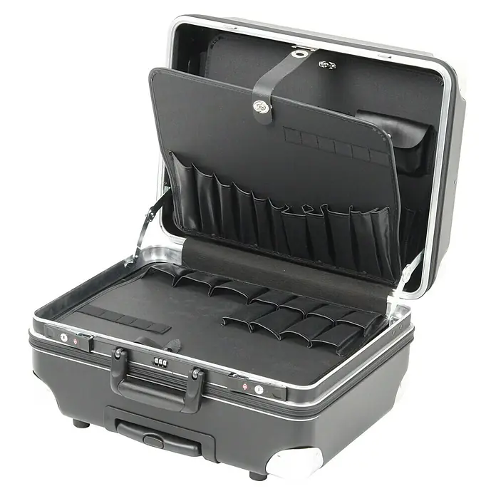 Hepco & Becker Werkzeugkoffer Robust 5775 - L x B x H: 430 x 540 x 300 mm, High Density Polyethylen (HDPE) - Geöffnete, schwarze Kosmetikkoffer-Trolley mit Fächern zur übersichtlichen Aufbewahrung von Kosmetikprodukten und Werkzeugen.
