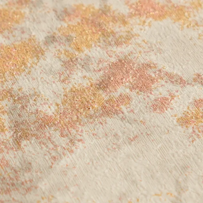 A.S. Création Metropolitan Stories Vibes & Styles Vliestapete Zweige - Beige-Grau, Floral, 10,05 x 0,53 m - Texturierte cremefarbene Oberfläche mit schimmernden goldenen und rosé-goldenen Glitzer-Mustern.