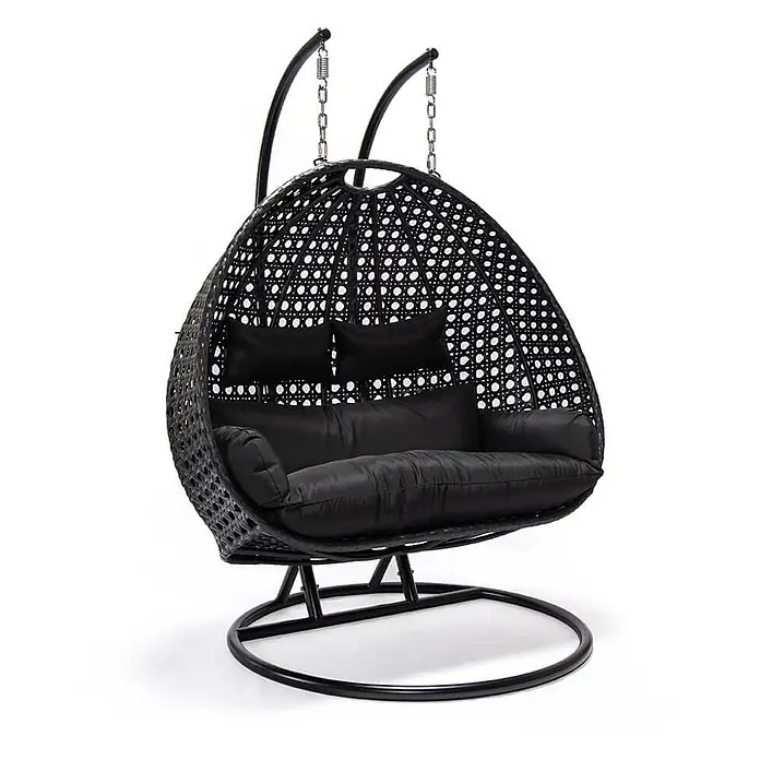 Home Deluxe Hängesessel TWIN - L x B x H: 74 x 145 x 126 cm, Schwarz - Schwarzer Doppel-Hängekorbsessel aus Kunst-Rattan mit schwarzen Kissen und stabilem Metallständer.