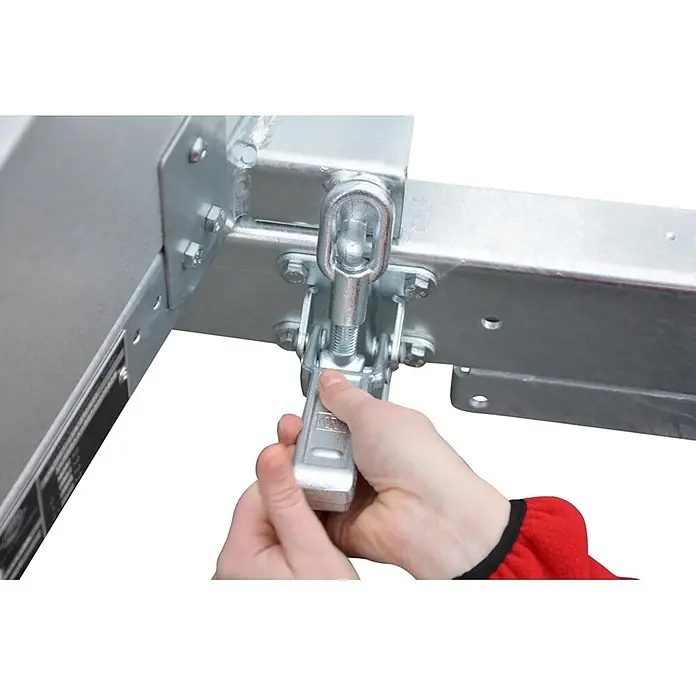 Stema Kippanhänger MU.T O2 13-25-15.1 - Nutzlast: 898 kg, Einachser, Kasteninnenmaß: 251 x 153 cm - Hände bedienen einen verzinkten Metallspannverschluss, der zwei Metallkomponenten sichert.