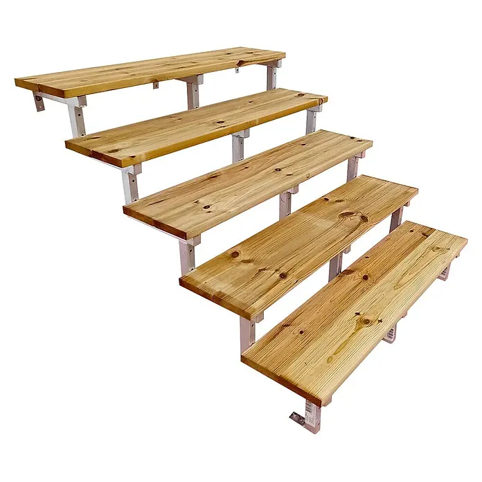 Vinuovo Außentreppe OSLO - Außentreppe Stahl 5 Stufen Holz KDI Breite 120cm - Anzahl Steigungen: 5 Stk., Gerade - Fünfstufiges Holzregal mit hellen Holzbrettern und weißen Metallhalterungen, als Stufenkonstruktion.