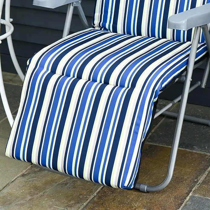 Outsunny Gartenliegen-Set - B x T: 75 x 75 cm, Blau, Polyester, Klappbar - Gestreiftes Gartenstuhlpolster in Blau, Weiß, Hellgrün und Grau, auf einer Outdoor-Liege.