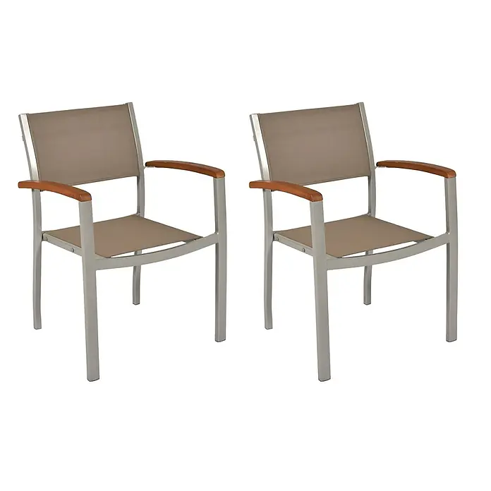 Merxx Gartenstuhl-Set Naxos taupe - 2 Stk., Aluminium/Akazie/Textil, Stapelbar, silber/grau/natur - Zwei hellgraue Metall-Gartenstühle mit beigen Stoffbezügen und Holzarmlehnen.