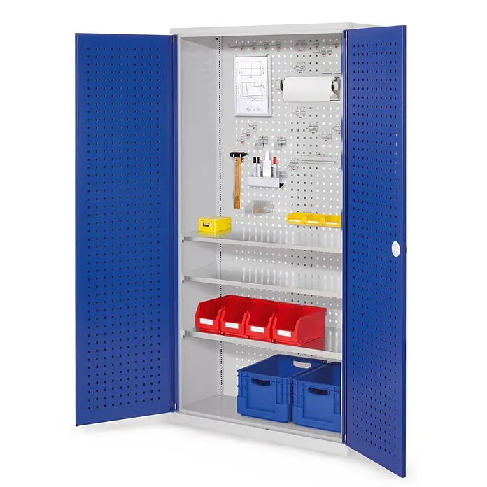 Kappes Metall-Mehrzweckschrank ®RasterPlan Werkzeugschrank 1950x1000m Modell 6 Tiefe 410mm Lochplattentü - 41 cm x 1.000 cm x 1,95 m, Enzianblau - Metall-Lagerschrank mit blauen perforierten Türen, grauem Innenraum, Regalen, roten/gelben Behältern und Werkzeugwand zur Organisation.