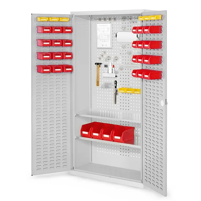 Kappes Metall-Mehrzweckschrank ®RasterPlan Werkzeugschrank 1950x1000m Modell 5 Tiefe 410mm Schlitzplatten - Lichtgrau - Grauer Metall-Werkzeugschrank mit zwei offenen Türen, Lochwänden, roten und gelben Lagerkästen und Regalen für die ordentliche Aufbewahrung.