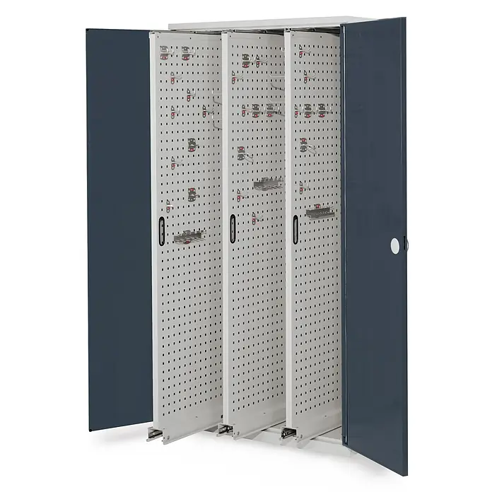 Kappes ®RasterPlan Vertikalschränke 1950x1000x600mm Modell 85 Doppelwandtüren anthrazitgrau -  - Metall-Schlüsselkabinett mit dunkelgrauen Türen, offenbart drei ausziehbare hellgraue Lochplatten mit verschiedenen Haken für geordnete Aufbewahrung.
