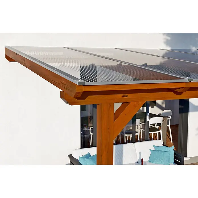 SKAN HOLZ Terrassenüberdachung Bormio - B x T: 434 x 250 cm, Nussbaum, Polycarbonat, Transparent - Holz-Pergola mit transparentem Wellpolycarbonatdach, schützt einen Sitzbereich im Freien.