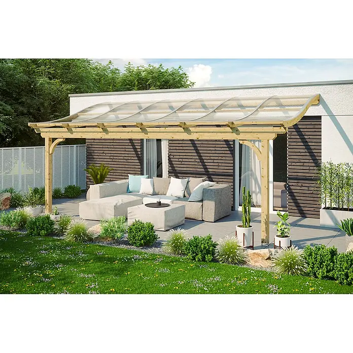 SKAN HOLZ Terrassenüberdachung Verona - B x T: 648 x 389 cm, Natur, Polycarbonat, Transparent - Holzpergola mit gewölbtem transparentem Dach, schützt eine Außensitzgruppe am Haus.