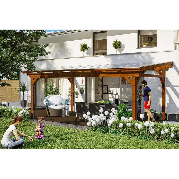 SKAN HOLZ Terrassenüberdachung Sanremo - B x T: 648 x 250 cm, Nussbaum, Polycarbonat, Transparent - Dunkelbraune Holzpergola mit transparentem Dach über einer Gartenterrasse.
