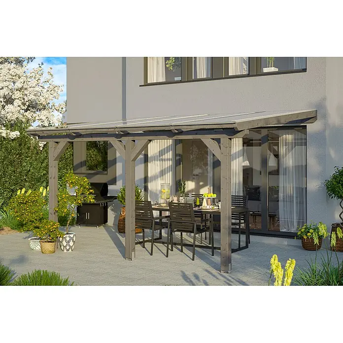 SKAN HOLZ Terrassenüberdachung Bormio - B x T: 434 x 300 cm, Schiefergrau, Polycarbonat, Transparent - Dunkelgraue Holz-Terrassenüberdachung mit transparentem Dach über einem Essbereich am Haus.