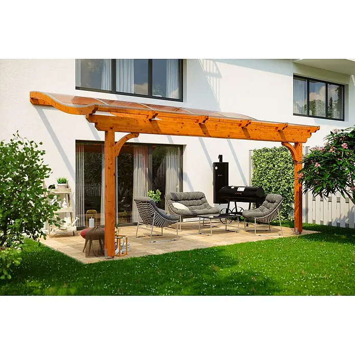 SKAN HOLZ Terrassenüberdachung Verona - B x T: 541 x 339 cm, Eiche hell, Polycarbonat, Transparent - Holzpergola mit transparentem Wellendach, am Haus befestigt, überdacht eine Terrasse mit Sitzbereich und Grill.