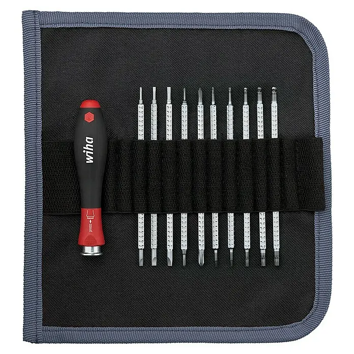 Wiha Schraubendreher-Set System 4 - 11 -tlg. - Wiha Schraubendreher-Set in einer schwarzen Tasche mit grauem Rand. Das Set enthält verschiedene Schraubendreheraufsätze für vielfältige Anwendungen.