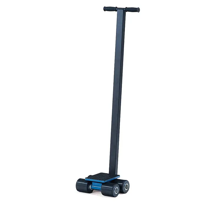 Fetra Transportroller Fahrwerk lenkbar 3t Tragkraft -  - Schwarzer industrieller Maschinentransportroller mit blauer Basis, vier schwarzen Rollen und geriffelten Handgriffen.