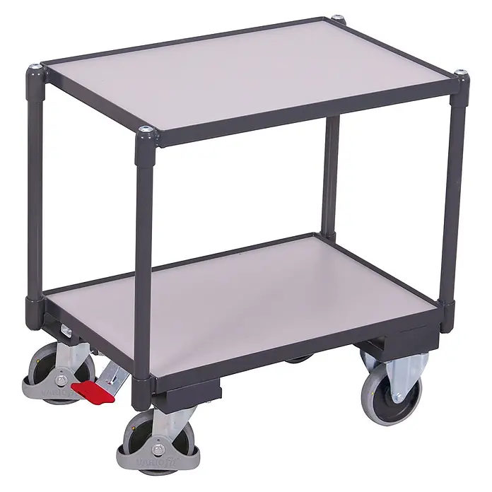 Variofit Transportroller ESD Euro-System Roller mit EasySTOP und 2 Ladeflächen 605x410mm -  - Grauer zweistöckiger Transportwagen mit hellgrauen Ablagen und grauen Lenkrollen, eine davon mit roter Bremse.