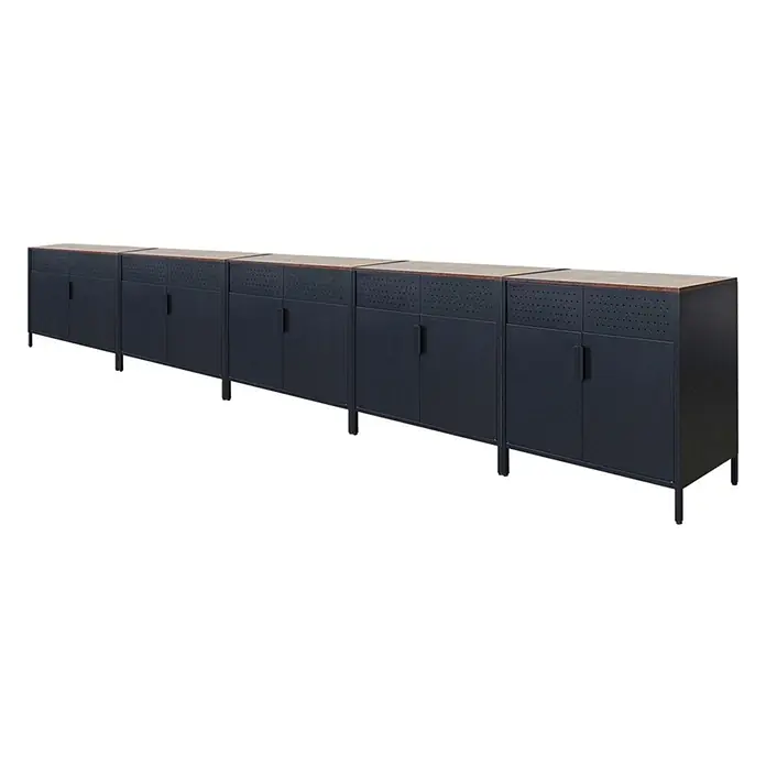 Proregal Metall-Mehrzweckschrank Mega Deal 5x LION mit Beinen & 2 Türen mit Magnetverschluss - Vintagebraun/Schwarz - Langes modulares Aufbewahrungskabinett aus dunklem Metall mit Holzplatten, perforierten Abschnitten und Türen auf schlanken Beinen.