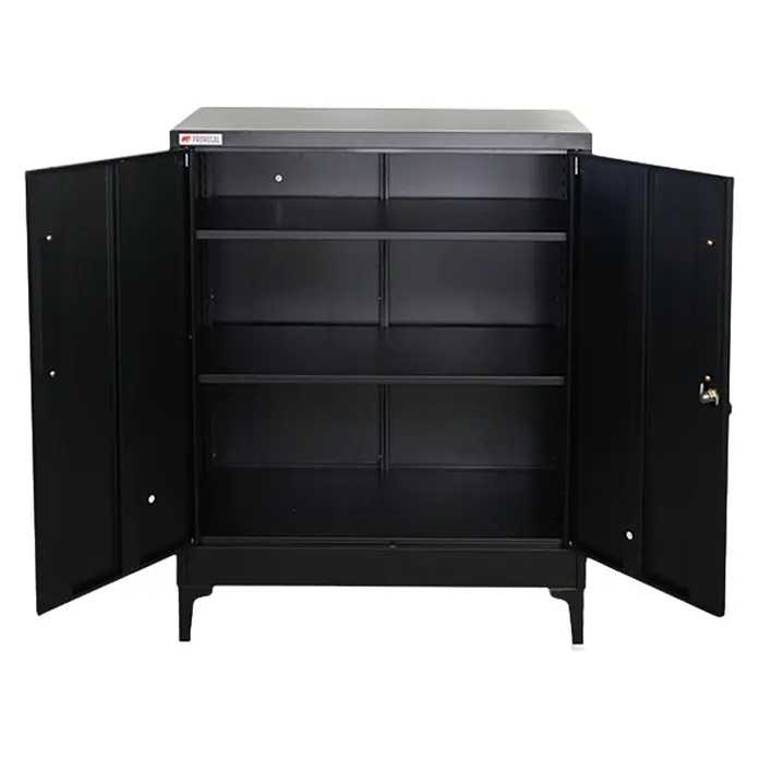 Proregal Metall-Mehrzweckschrank Mega Deal 2x ELEPHANT mit Beinen & 2 Türen, abschließbar - Schwarz - Schwarzer Metallschrank mit zwei offenen Türen, drei Innenregalen und grauer Oberfläche.