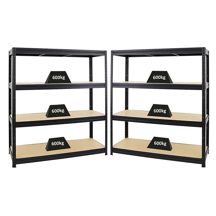 Proregal Schwerlastregal Mega Deal RAGNAR Eckregal + 2 Steckregal - Traglast pro Boden: 400 kg, Anzahl Böden: 4 Stk., Stecken, Schwarz - Zwei schwarze Schwerlastregale aus Metall mit hellen Holzablagen, jeweils mit 600 kg Gewichten auf mehreren Ebenen.