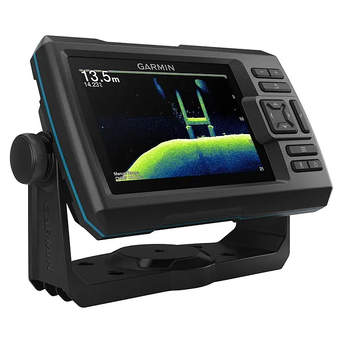 Garmin Fishfinder Striker Vivid 5cv - Geber: GT20 Geber, Bildschirmtyp: WVGA-Farbdisplay - Schwarzer Garmin Fischfinder mit blauer Zierleiste auf Montagehalterung, zeigt Sonarbild mit Tiefen- und Temperaturanzeige.