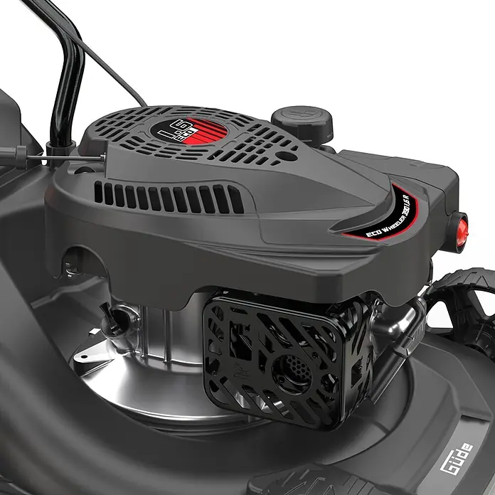 Güde Benzin-Rasenmäher Eco Wheeler 390 1,6 - 1,6 kW - 2 kW, 79,7 cm³, Schnittbreite: 390 mm - Nahaufnahme einer dunkelgrauen Rasenmäher-Motorabdeckung mit roten Akzenten und „ECO WHEELER 390.1 R“-Branding, inklusive Lüftungsschlitzen.