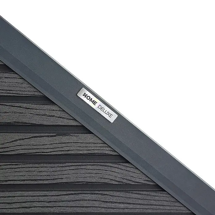 Home Deluxe Sichtschutzelement CALLADO PREMIUM Paneele: Horizontal - Verbundwerkstoff, Anthrazit - Dunkelgraues WPC-Terrassendiel mit Holzmaserung und grauer Blende mit „HOME DELUXE“-Etikett.