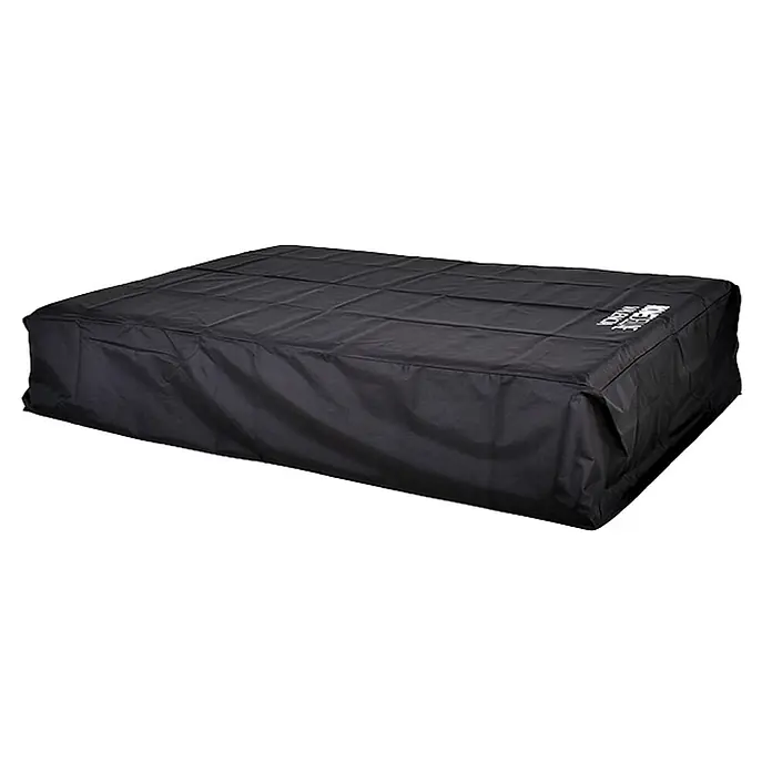 Home Deluxe Gartenliege Regenabdeckung CAPE VALENCIA - Schwarz, Kunststoff - Schwarze rechteckige Schutzhülle aus strapazierfähigem Stoff für Dachzelt oder Outdoor-Ausrüstung, mit weißem Logo.