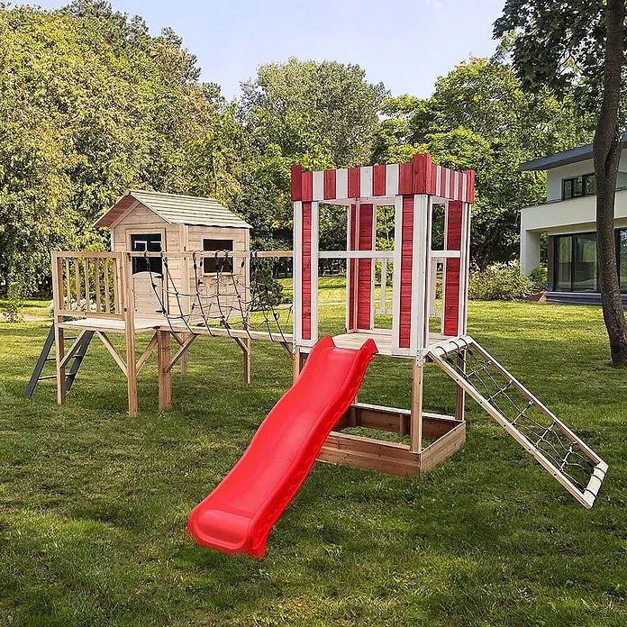 Home Deluxe Kinderspielturm WUNDERLAND inkl. Rutsche - Natur - Mehrstufiges Holzspielset mit roter Rutsche, Spielhaus und gestreiftem Turm für den Spielplatz im Freien.
