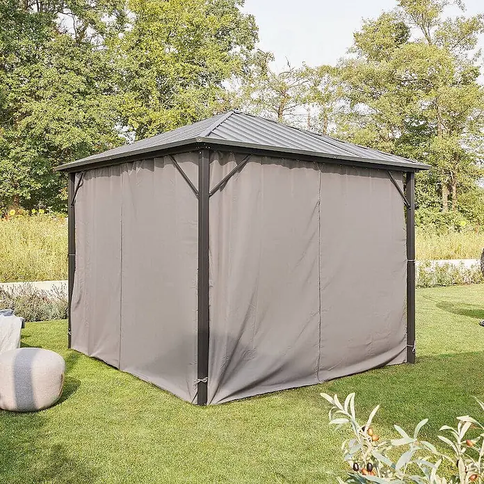 Home Deluxe Standard-Pavillon Seitenwand Vorhang AZUR - B x T: 270 x 270 cm, Farbe Gestell: Schwarz, Kunststoff - Anthrazitfarbener Metall-Gartenpavillon mit hellgrauen Stoff-Seitenwänden.