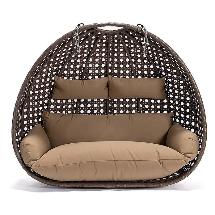 Home Deluxe Hängesessel TWIN Korb inkl. Kissen - L x B x H: 74 x 145 x 126 cm, Braun - Brauner, geflochtener Hänge-Eiersessel mit weichen beigen Kissen.