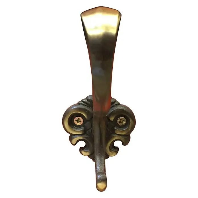 Häfele Gancho para colgar - Altura: 110 mm, Latón viejo - Gancho de pared de color latón con adornos ornamentales y dos tornillos para el montaje en la pared. Práctico y decorativo.