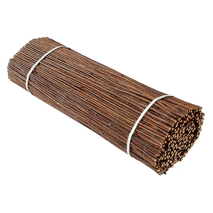 Floordirekt Sichtschutzelement Weide - B x H: 500 x 100 cm, Naturmaterialien, Braun - Gerollter brauner Weiden-Gartenzaun oder Sichtschutz, mit weißen Bändern gesichert.