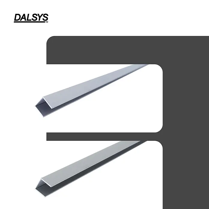 Dalsys U-Profil 2,5m x 25mm Fliesenschiene Bordüre Poliert - Edelstahl, Silber - Zwei silberne L-förmige Aluminiumprofile, für Eckverkleidungen.