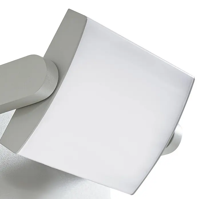Lindby Außenwandleuchte Sherin - alu / grau / zink, IP54 - Quadratischer Lampenkopf mit mattweißem Diffusor und hellgrauem Arm.