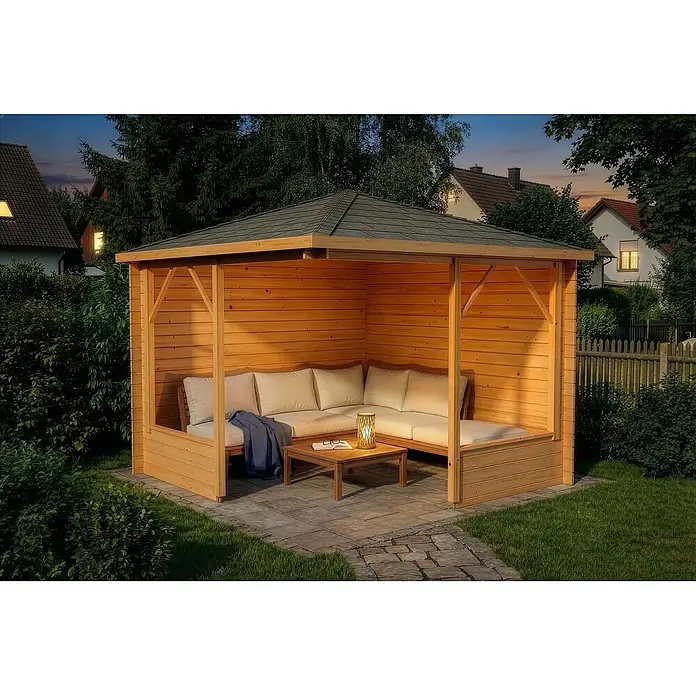 Alpholz Gartenlaube Maik 28 - Außenmaß inkl. Dachüberstand (B x T): 318 x 318 cm, Holz, Pinie - Holzpavillon mit L-förmigem Polstersofa und Couchtisch, von Laterne beleuchtet, für entspannte Stunden im Garten.