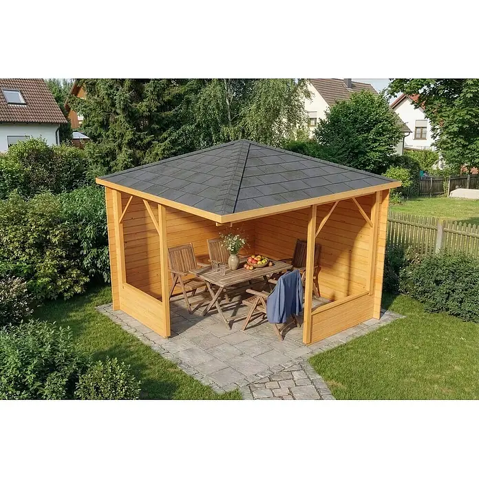 Alpholz Gartenlaube Maik 28 - Außenmaß inkl. Dachüberstand (B x T): 318 x 318 cm, Holz, Pinie - Hölzerner Gartenpavillon mit dunklem Dach, eingerichtet mit Holztisch und Stühlen, auf einer Terrasse im Garten.