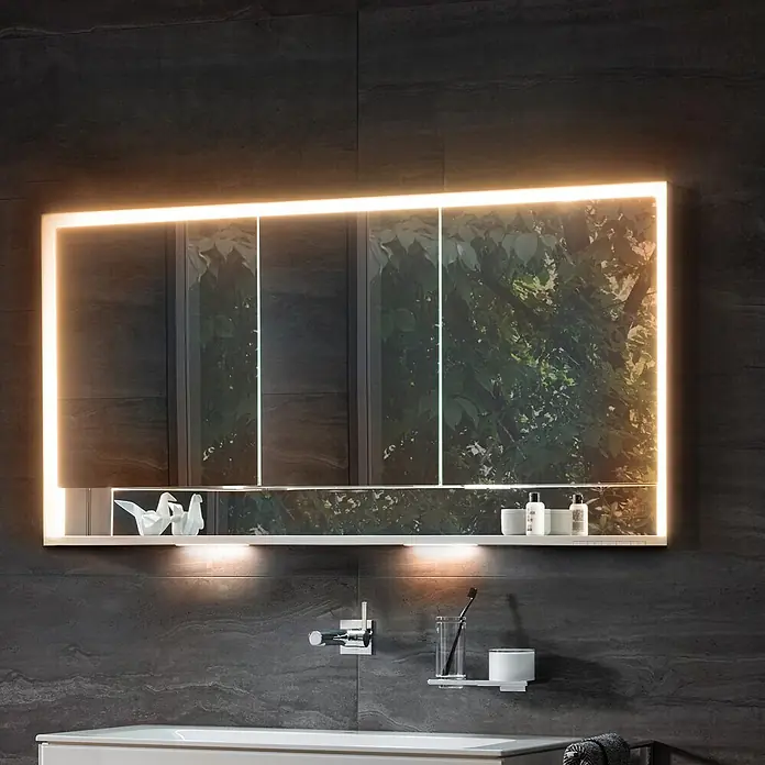 Keuco LED-Spiegelschrank Royal Lumos - B x H: 120 x 73,5 cm, Aluminium, silber-eloxiert - Beleuchteter Badezimmerspiegelschrank mit integrierter LED-Beleuchtung und Ablagefach.