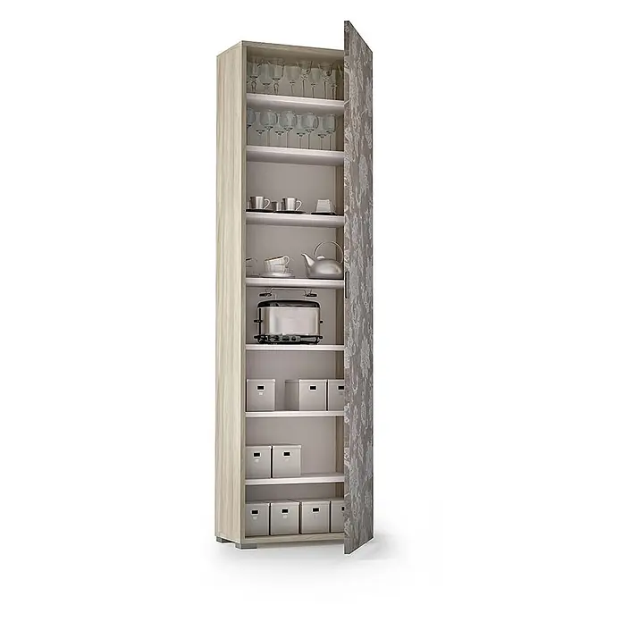 Kiamami Valentina Holz-Mehrzweckschrank - 50 x 30 x 182 cm, Mehrfarbig - Hoher Küchenschrank mit heller Holzseite und gemusterter Tür, geöffnet, zeigt organisierte Regale mit Geschirr, Geräten und Aufbewahrungsboxen.