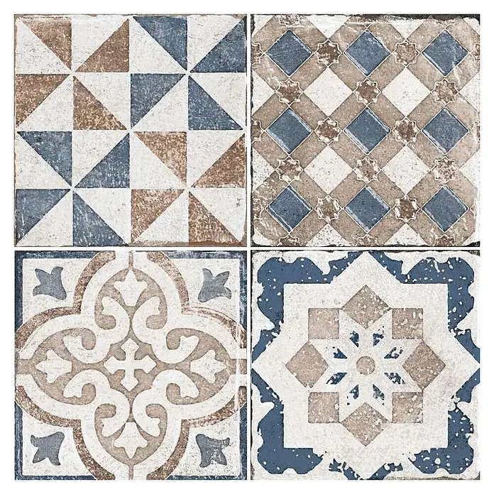 Feinsteinzeugfliese Marrakesh - 20 x 20 cm, Blue Mix, Matt - Vier dekorative Keramikfliesen mit geometrischen und ornamentalen Mustern in Blau, Braun und Cremeweiß.