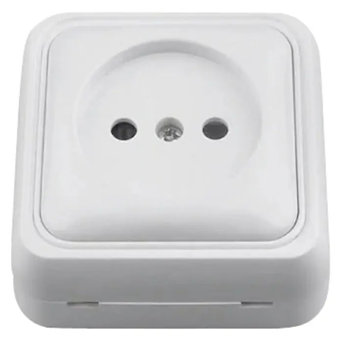 Fontini BF-18 Enchufe - Blanco, Plástico, Instalar - Primer plano de un enchufe Schuko blanco para montaje en pared. Su diseño cuadrado se integra perfectamente en cualquier habitación.
