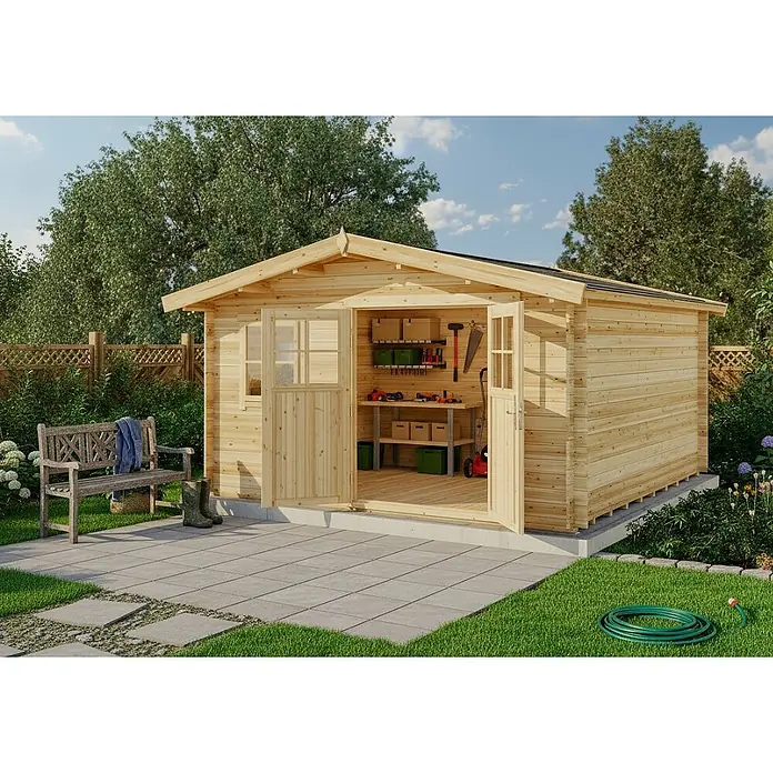 Alpholz Gartenhaus ECO Set Valeria imprägniert - Außenmaß inkl. Dachüberstand (B x T): 438 x 427 cm, Holz, Pinie - Helles Gartenhaus aus Holz mit geöffneten Doppeltüren, das Werkzeuge und eine Werkbank in einem sonnigen Garten zeigt.