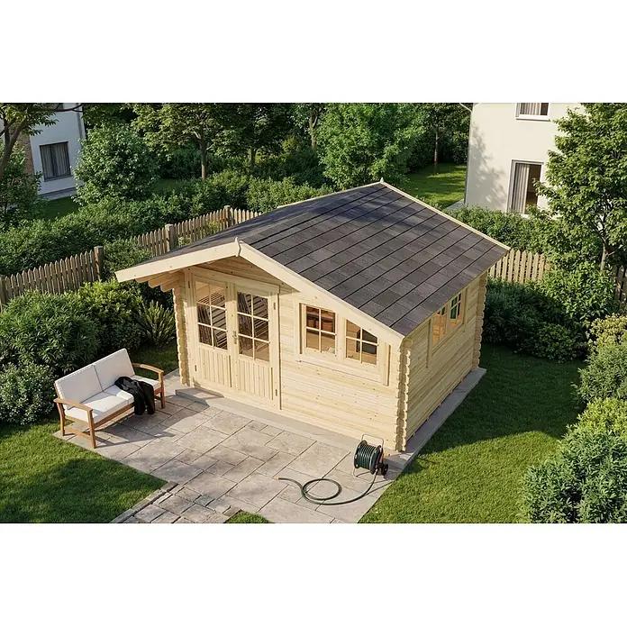 Alpholz Gartenhaus ECO Set Gabriel 400 x 300 cm - Außenmaß inkl. Dachüberstand (B x T): 438 x 367 cm, Holz, Naturbelassen - Gartenhaus aus Holz mit dunklem Dach und kleiner Terrasse mit Holzbank und Schlauchwagen.