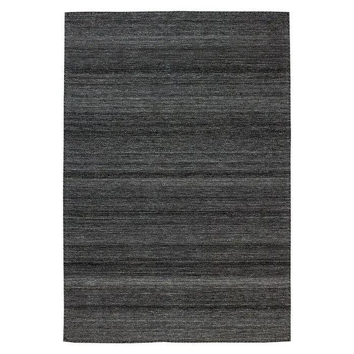 Kayoom Flachgewebeteppich Phönix - Anthrazit, 290 x 200 cm, 75 % Wolle, 20 % Baumwolle, 5 % Polyester - Ein rechteckiger Teppich in verschiedenen Grautönen mit feiner horizontaler Linienstruktur für ein modernes Ambiente.