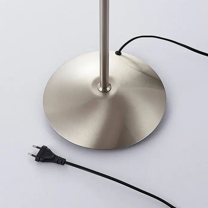Lindby Stehleuchte Gwendolin - Höhe: 160 cm, alu / grau / zink, E14 - Runder Lampenfuß aus gebürstetem Metall in Silbergrau mit Netzkabel und Eurostecker.