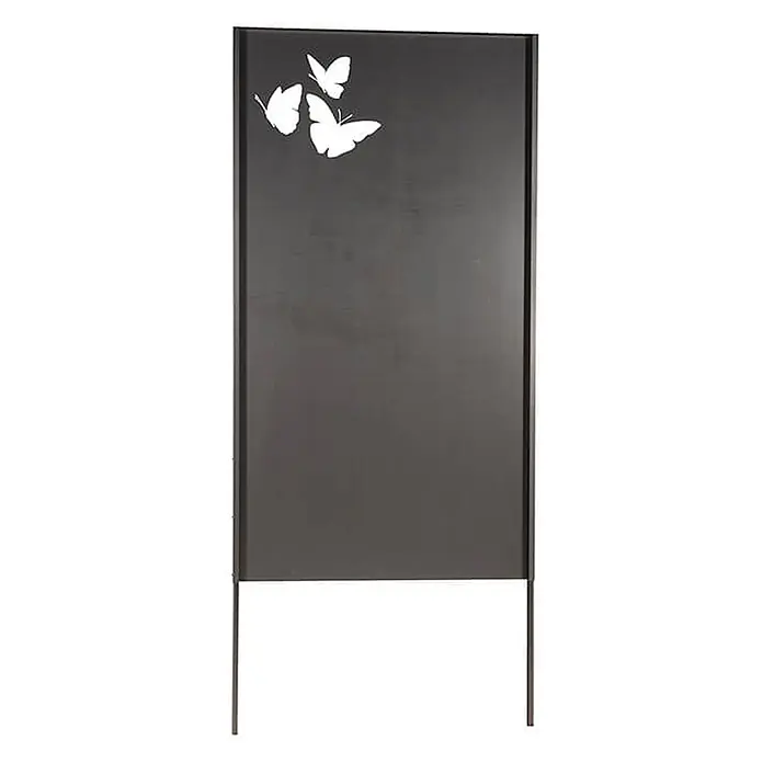 Home Deluxe Sichtschutzelement BUTTERFLY - Stahl, Orange - Dunkelgrauer Metall-Gartensichtschutz mit Schmetterlingsausschnitten auf zwei Erdspießen.
