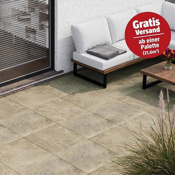 Atlas Concorde Solution Regent Terrassenfliese Ivory - 60 x 60 x 2 cm, Beige/Braun, Matt - Helle, strukturierte Terrassenplatten in Natursteinoptik, die eine einladende Außenfläche bilden.